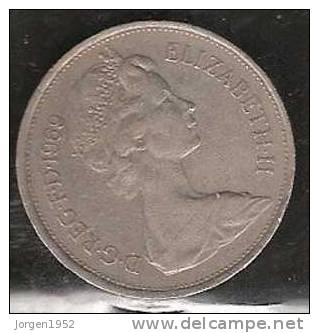 GREAT BRITAIN 1969     "10 NEW PENCE" - 10 Pence & 10 New Pence