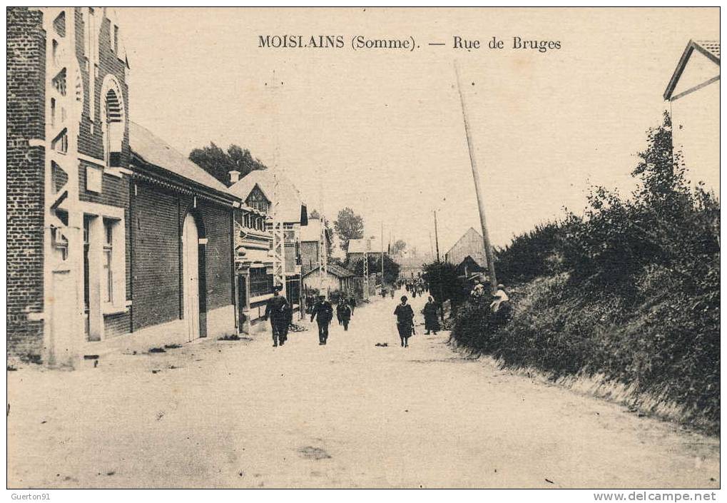 CPA  (80)  MOISLAINS  /  Rue De Bruges  - - Moislains