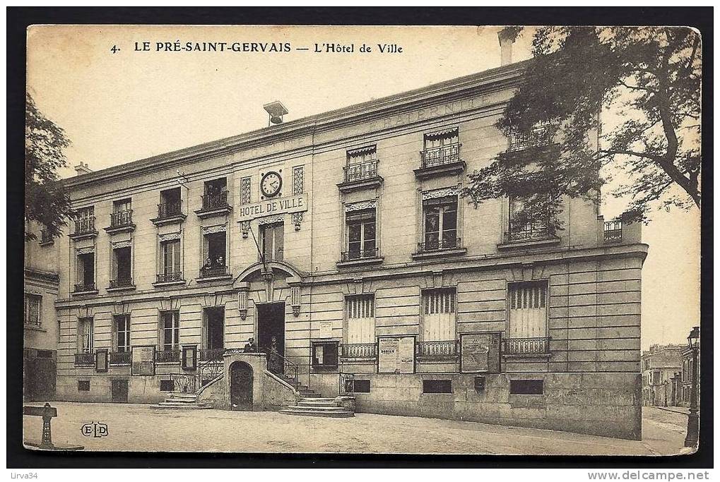 CPA  ANCIENNE- FRANCE- LE PRÉ-SAINT-GERVAIS (93)- L'HOTEL DE VILLE EN TRES GROS PLAN DE FACE- ANIMATION- AFFICHES- - Le Pre Saint Gervais