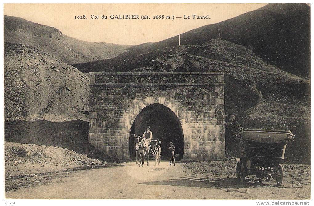 CPA .  COL DU GALIBIER (alt.2658) .LE TUNNEL . Animé   Attelage ,voiture .circulé 1909.TBE. - Sonstige & Ohne Zuordnung