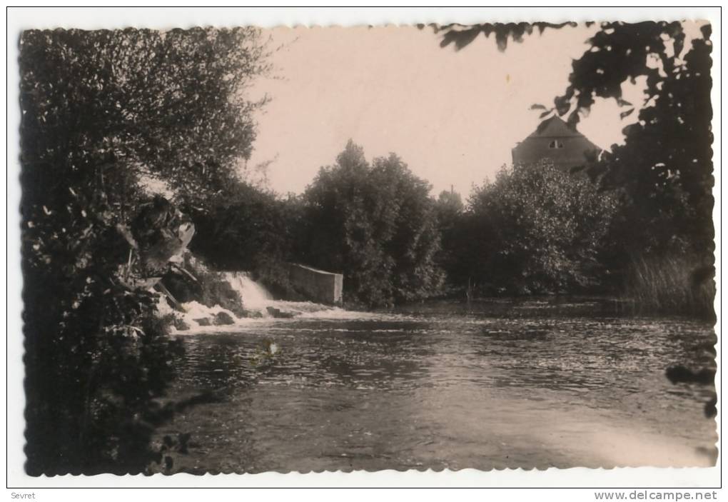 "SOMME". -   La Chute Et Le Moulin.  CPSM 9x14 - Bray Sur Somme