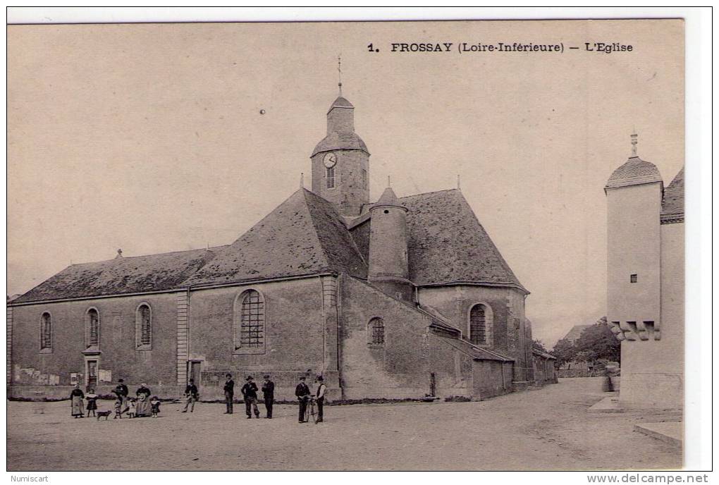 Frossay..animée..belle Vue De L´Eglise - Frossay