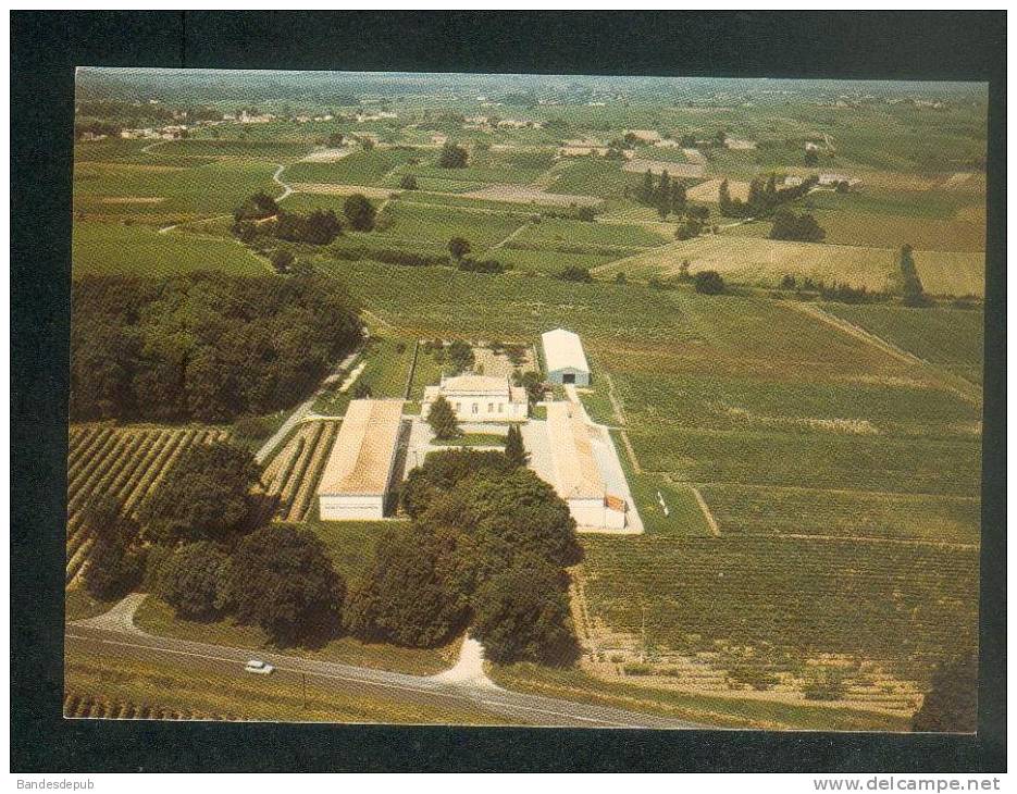 CPSM - Blaye (33) - Fours - Château Les Chaumes - 1ères Côtes De Blaye ( Vue Aérienne Vignoble Bordeaux AEROVUE DIFFUSIO - Blaye