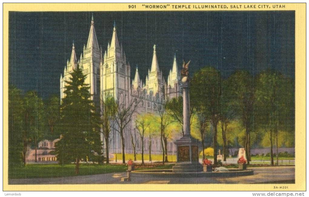 USA – United States – Mormon Temple Illuminated, Salt Lake City, Utah Unused Linen Postcard [P4329] - Salt Lake City