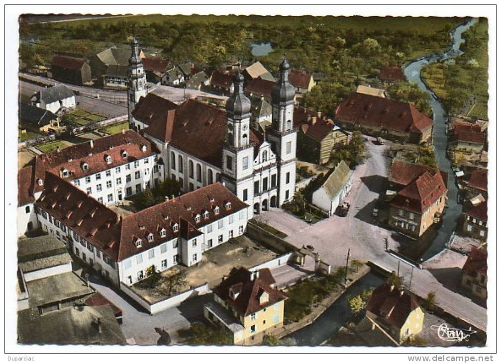 67 - Bas-Rhin /  EBERSMUNSTER : Eglise Abbatiale Et Couvent. Vue Aérienne. - Ebersmunster