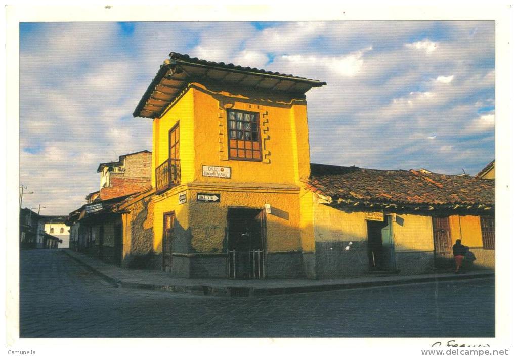 Equador -cuenca-luz Mananera - Equateur