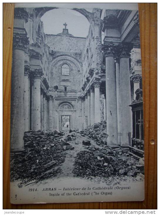 - CPA - Guerre 1914 / 1915 - ARRAS - Pas De Calais - Intérieur De La Cathédrale ( Orgues ) - - Guerre 1914-18