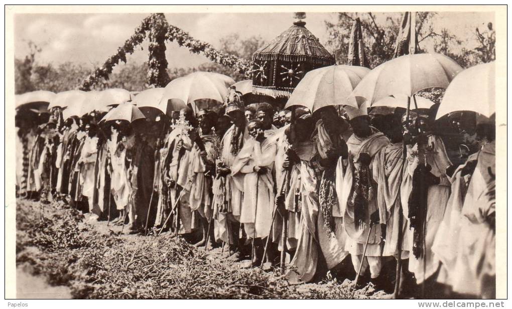 ERITREA - SOTTO AL SOLE IN ATTESA DELLE AUTORITA' - Erythrée