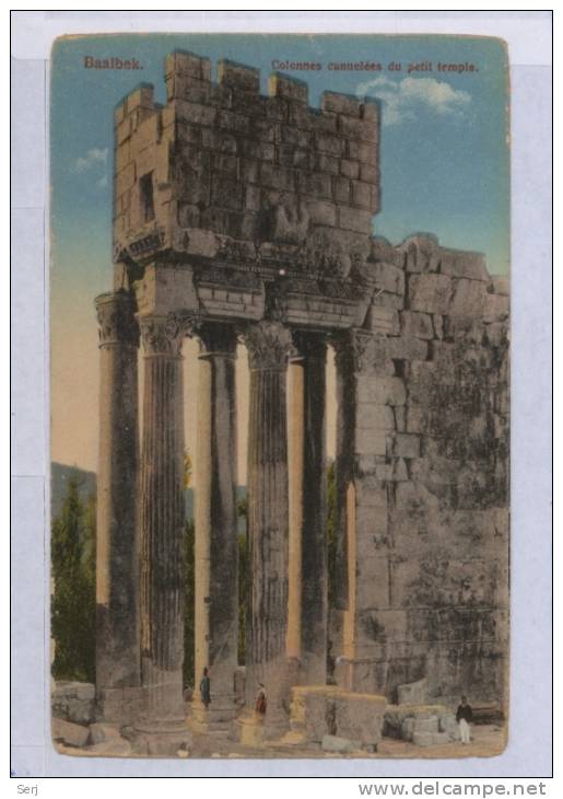 BAALBEK - COLONNES Cannelees Du Petit TEMPLE  . CPA - Lebanon