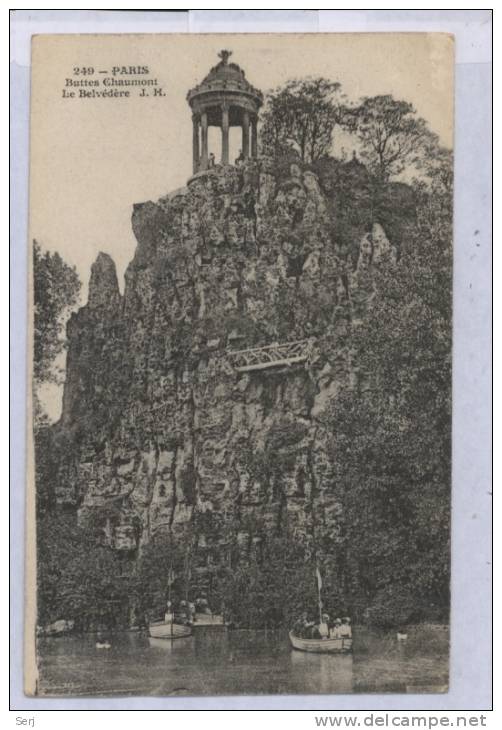 PARIS - BUTTES CHAUMONT - LE BELVEDERE  . CPA . FRANCE . - Paris (19)