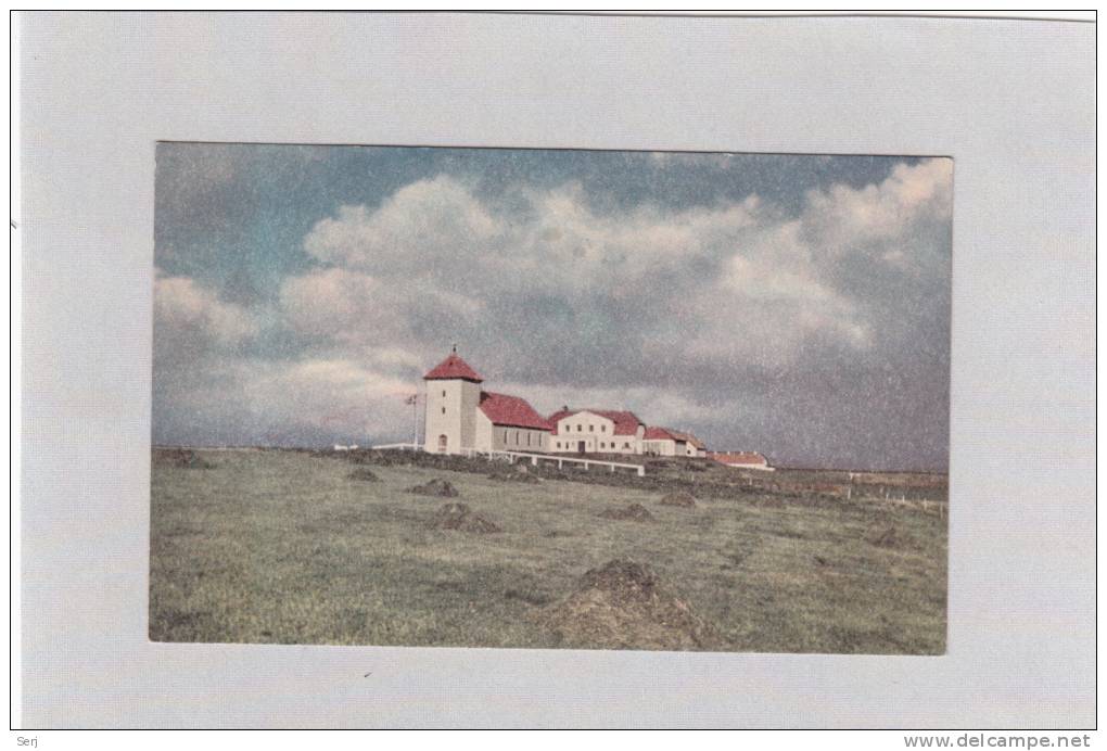 BESSASTADIR . THE RESIDENCE OF THE PRESIDENT OF ICELAND . Old PC  (10.5cm X 15cm) - Iceland