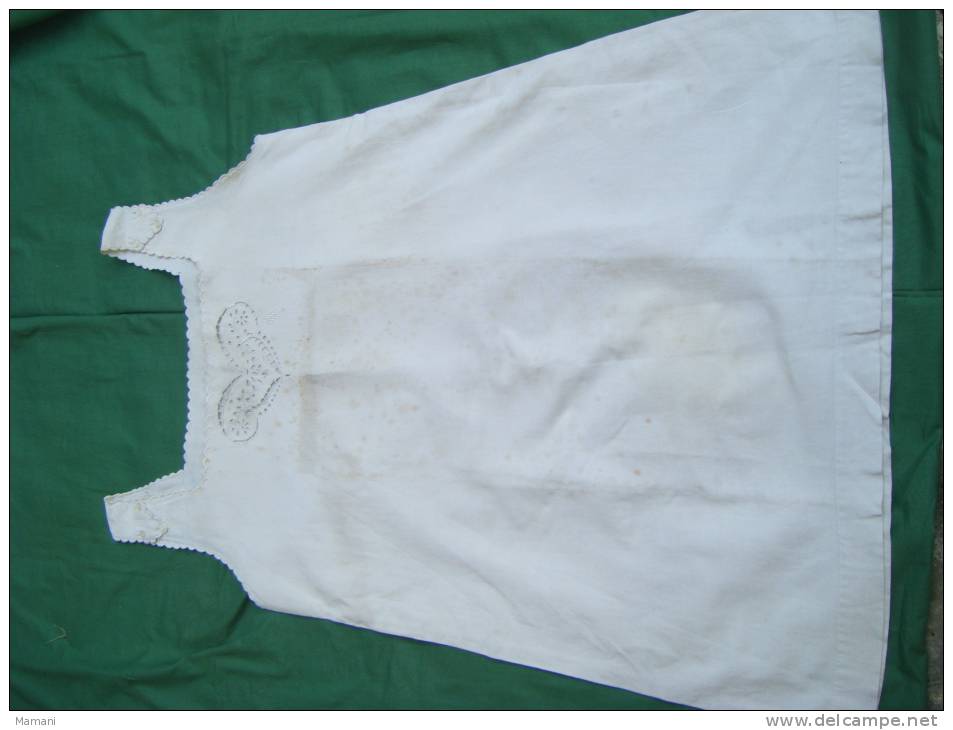 Chemise De Jour -grand Mere  Pour  Theatre --tour Poitrine 100cm-hauteur 91 Cm-monogramme A Identifier -ref 11 - 1900-1940