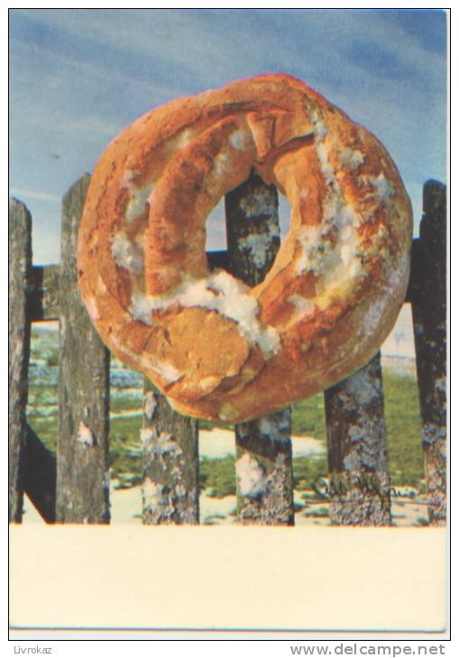 CP Du Photographe Albert Monier/ N°A 10.724, En Auvergne. Hommage à La Fidélité Du Boulanger Des Montagnes - Monier