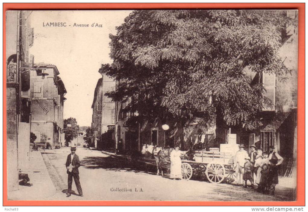 13 - LAMBESC - Avenue D´Aix ( Très Animée ) - Lambesc