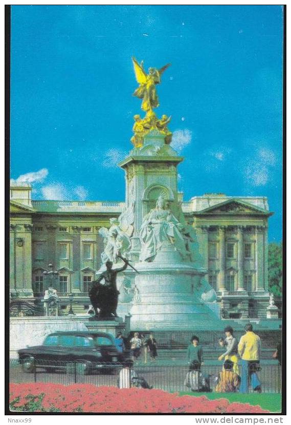 UK - The Statues In Front Of Buckingham Palace, London, Chinese Postcard - Buckingham Palace