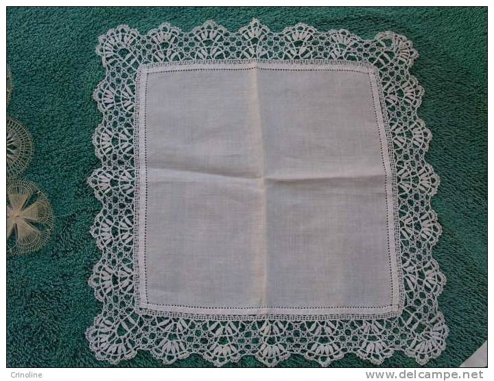 Mouchoir Ancien Lin- Dentelle Fuseau- - Handkerchiefs