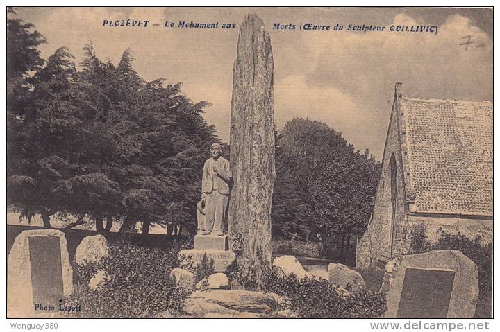 29 PLOZEVET  Le Monument Aux Morts - Plouhinec