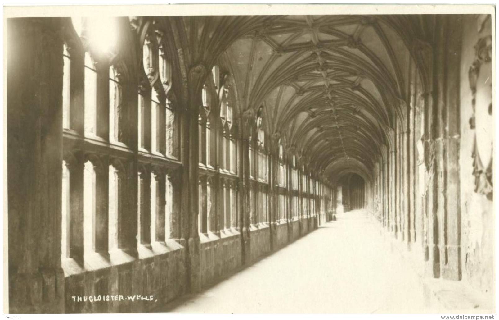 Britain – United Kingdom – The Cloister, Wells Unused Real Photo Postcard [P4547] - Wells