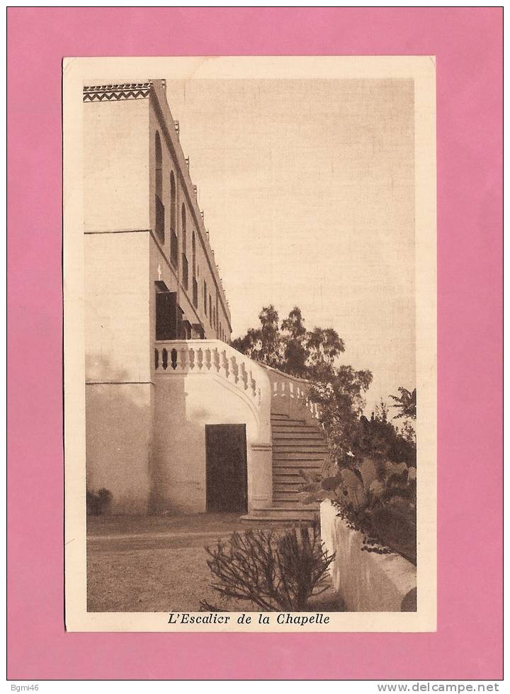 * CPSM..ALGERIE..ALGER.....   Monastère Des Clarisses - Saint Eugène - L´Escalier De La Chapelle - Alger