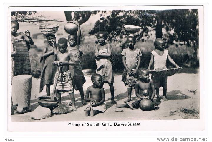 AF-436  TANZANIA : DAR-ES-SALAAM : Group Of Swahili Girls - Tanzania