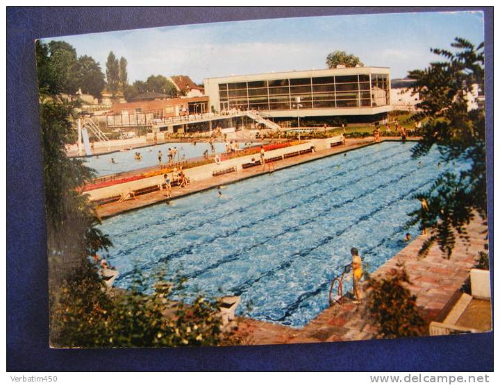 CPSM GLACEE..ALLEMAGNE..BITBURG EIFEL..FREISCHWIMMBAD MIT HALLENBAD..PISCINE..1972 - Bitburg