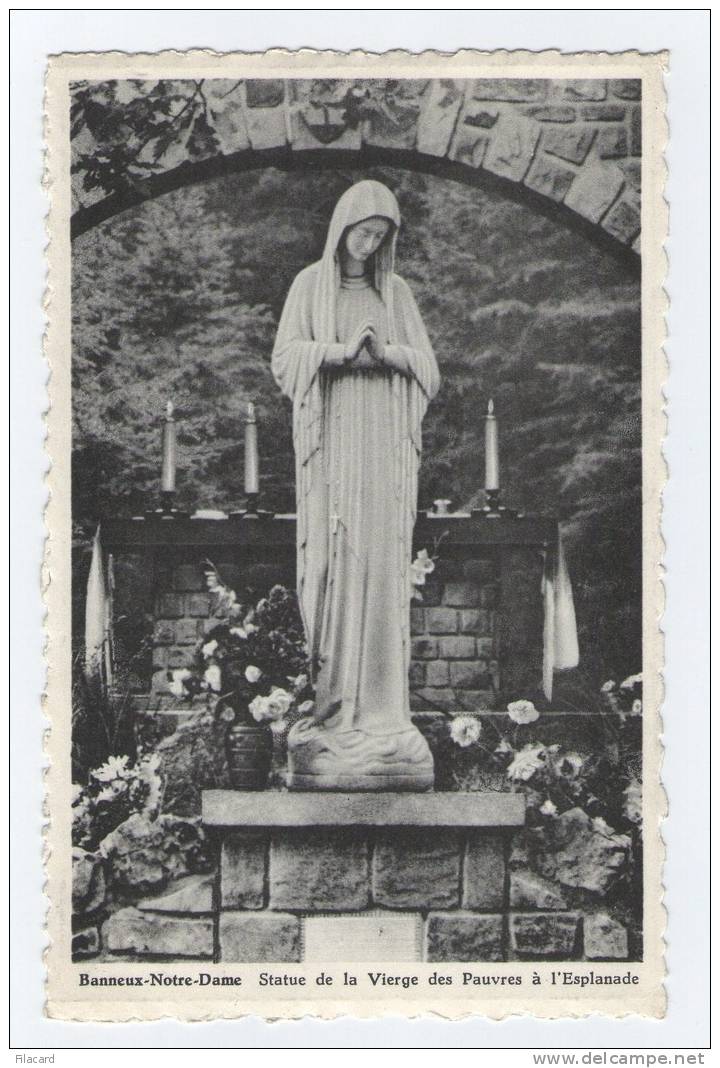 17364    Belgio,    Banneux-Notre-Dame,  Statue  De La Vierge  Des  Pauvres  A L"Esplanade,  VG  1962 - Sprimont