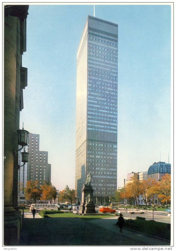 Old Colour Picture Postcard From The CIBC Bank Tower In Montreal Quebec, Mint - Banks