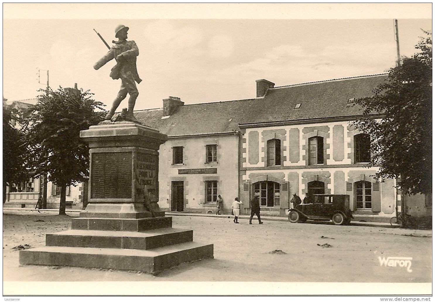 R / 26 / 28     _ Cleguerec (56 ) _  Le Monument Aux Morts - Cleguerec