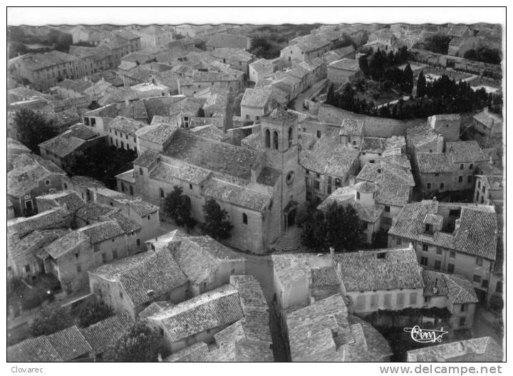 COURTHEZON   "vue Générale "  Le Centre Et L'église - Autres & Non Classés