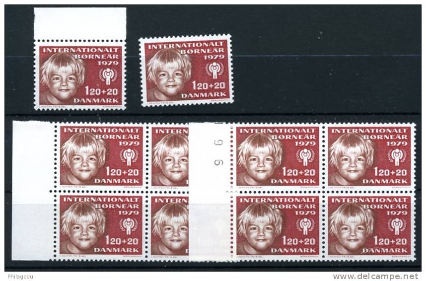 1979  10 X Enfance Yv. 677**    Cote 12 E - Neufs