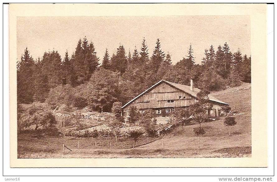 CARTE POSTALE - " FERME DE MONTAGNE " Edité Par " CHOCOLAT KLAUS "de MORTEAU (France) Et  LE LOCLE ( Suisse) - Chocolat