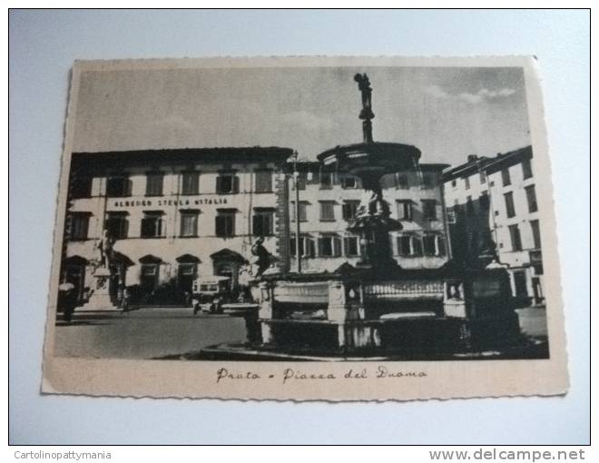 Prato Piazza Del Duomo Auto Taxi Corriera Ferma Nei Pressi Dell'albergo Stella D'italia Fontana - Prato