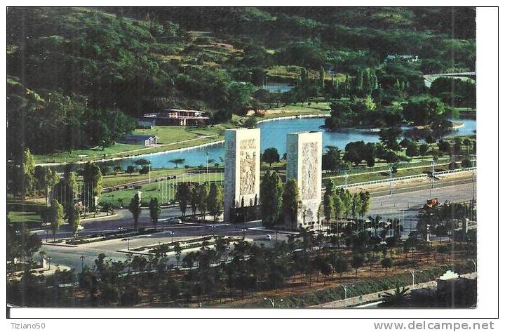 VENEZUELA .CARACAS,LOS PROCERES CON CIRCULO MILITAR  -G248-FP - Venezuela