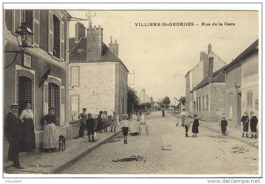 Carte Postale Ancienne Villiers Saint Georges - Rue De La Gare - Bureau De Tabac - Villiers Saint Georges