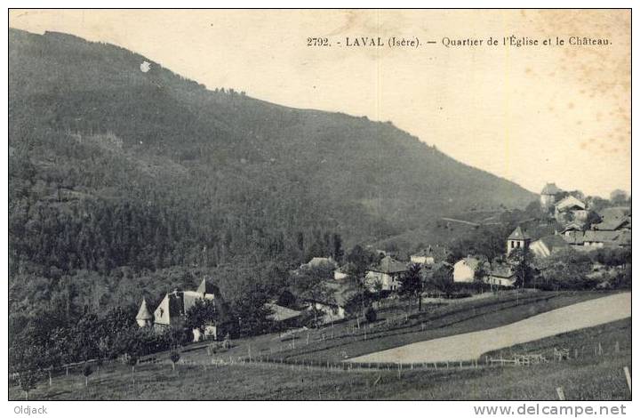 LAVAL Quartier De L'église Et Le Château - Laval