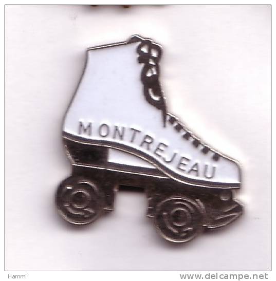 VF140 Pin´s Ville Village MONTREJEAU SKATE PATINS A ROULETTES Haute-Garonne Achat Immediat - Villes