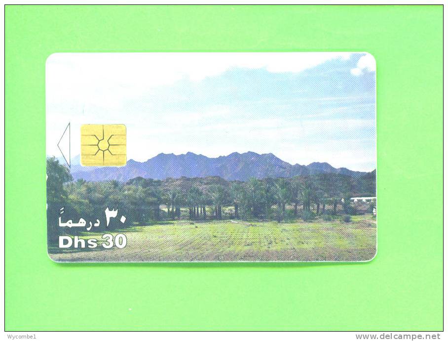 UNITED ARAB EMIRATES - Chip Phonecard As Scan - United Arab Emirates