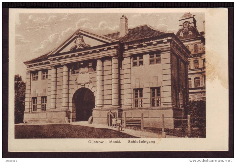 GÜSTROW - Schlosseingang Torhaus 1920 - Guestrow