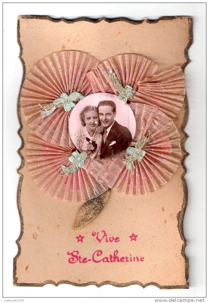 FANTAISIE COUPLES :  " Vive Sainte Catherine " Couple Relief Découpis Tulle Soie - Saint-Catherine's Day