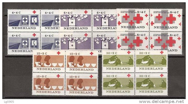 Netherlands Nederland Pays Bas Niederlande Holanda 795-799 MNH Blocks; Rode Kruis, Croix Rouge, Cruz Roja, Red Cross - Rotes Kreuz