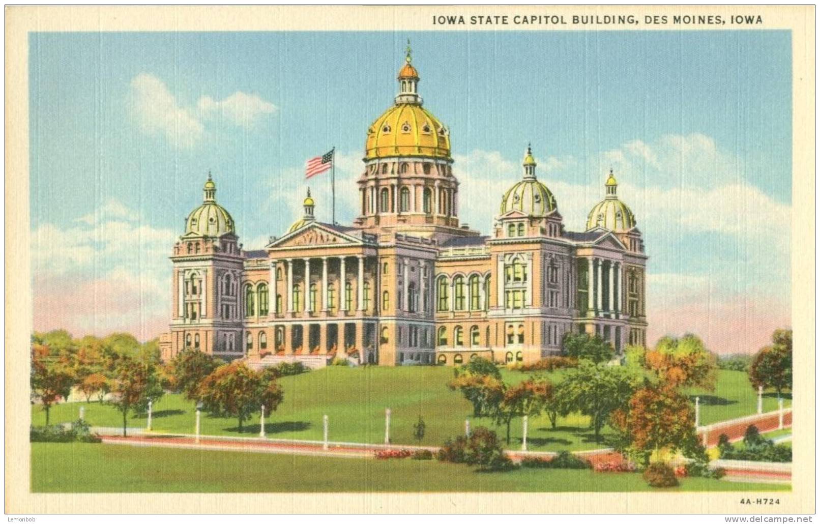 USA – United States – Iowa State Capitol, Des Moines, Iowa  Unused Linen Postcard [P4646] - Des Moines