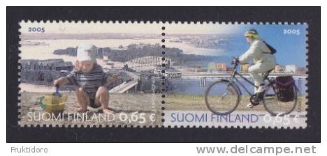 Finland Mi 1731-1732  * * Oulu 400 Years - Bicycle - 2005 - Unused Stamps