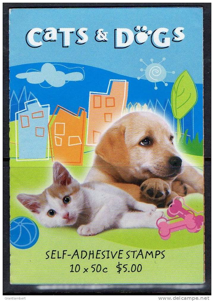 Australia 2004 Dogs &amp; Cats Self-adhesives Booklet Mint  SG 2434-8 - Booklets