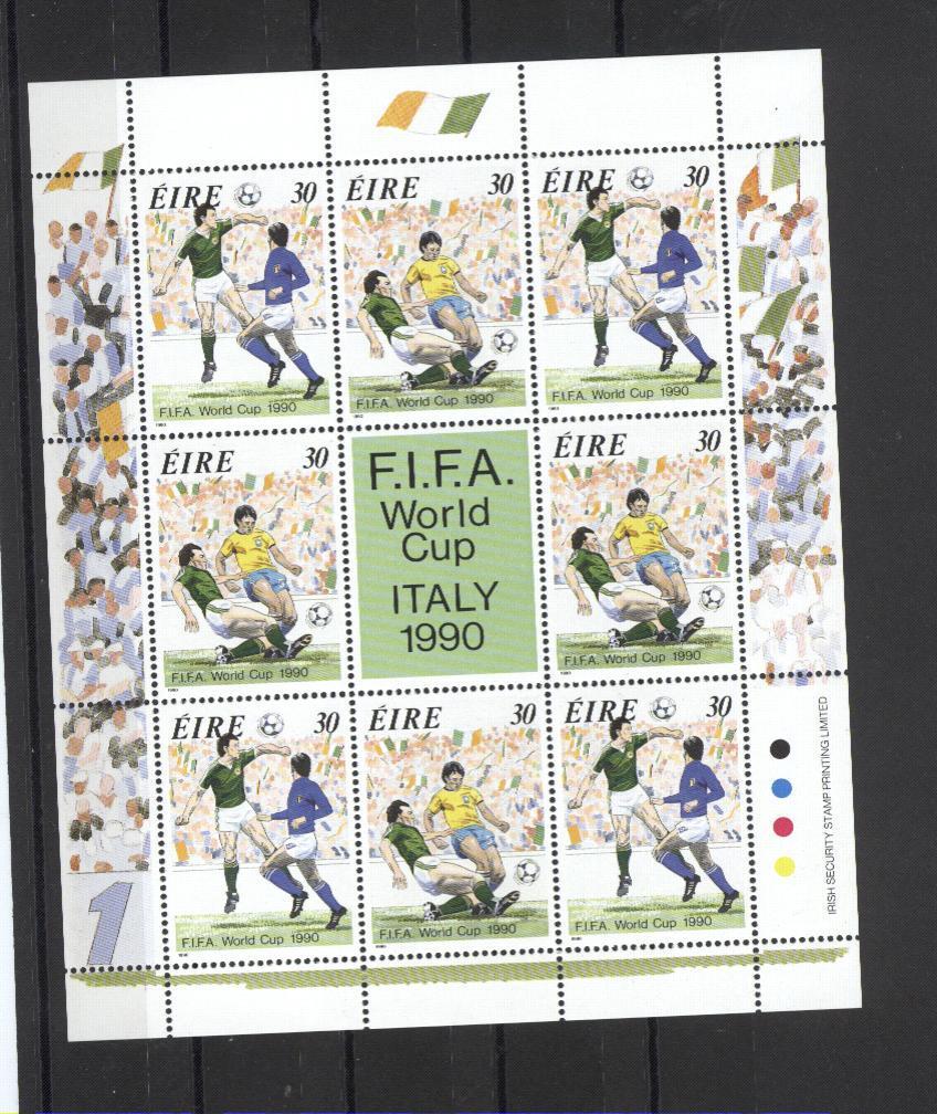 IRLANDE  Feuillet  N° 715/16   * * Cup 1990  Football  Soccer Fussball - 1990 – Italie