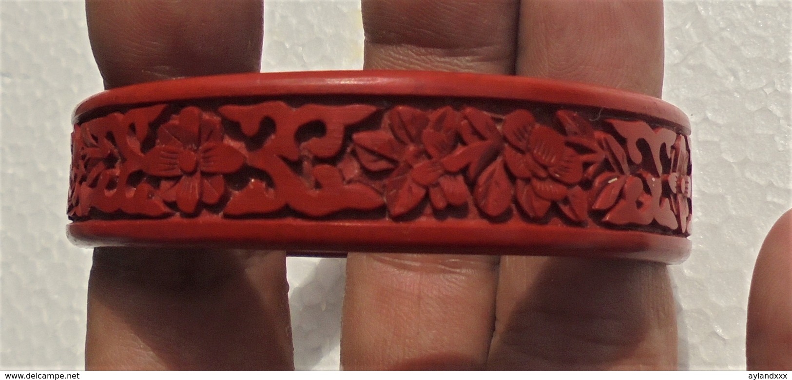 CINA (China): Vintage Chinese Red Cinnabar Lacquer Bracelet Bangle - Oriental Art