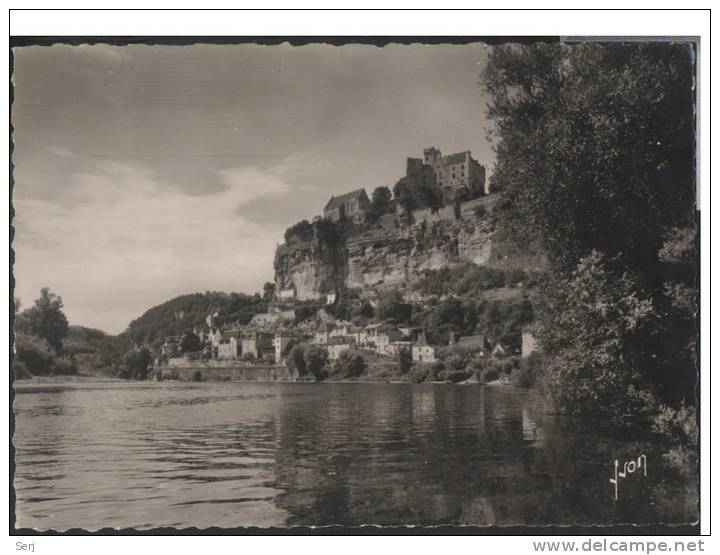 BEYNAC ET CAZENAC  - Vue Générale . Old Postcard . France . - Other & Unclassified