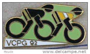 VELO CLUB DE LA POLICE DE GENEVE - VCPG - 92 - CYCLISTES  - CYCLISME - VELO - BIKE - GENFER POLIZEI - 1992 -      (25) - Polizei