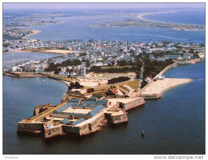 Port Louis - La Citadelle Et La Ville - Port Louis