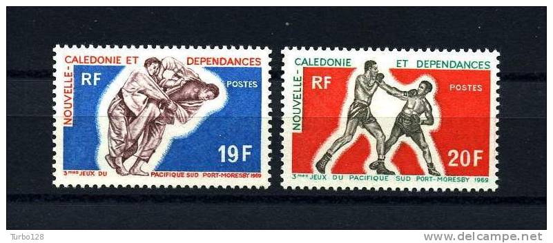 Nlle CALEDONIE 1969  N° 361/362 ** Neufs = MNH Superbes Cote 11 € Sports Jeux Pacifique Port Moresby Judo Boxe Games - Ungebraucht