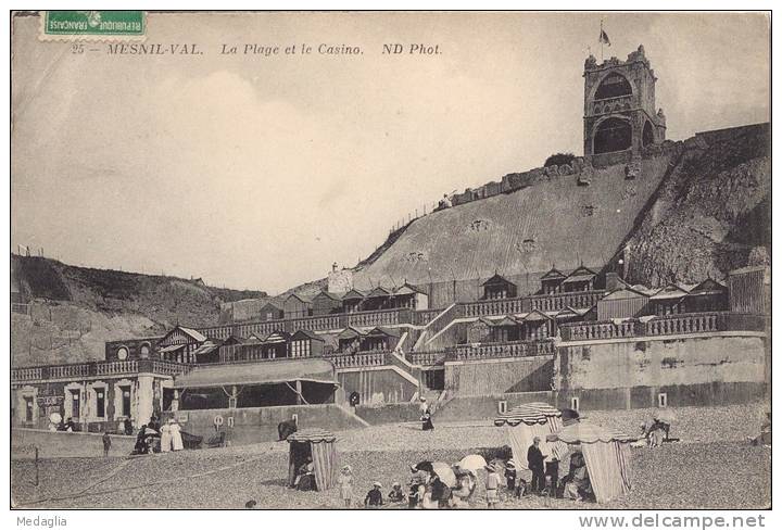 MESNIL-VAL / LA PLAGE ET LE CASINO - Mesnil-Val